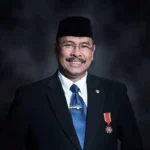 Prof. Dr. Bahrullah Akbar: Dari Auditor Negara, Wakil Ketua BPK hingga Komut Bank Syariah Nasional