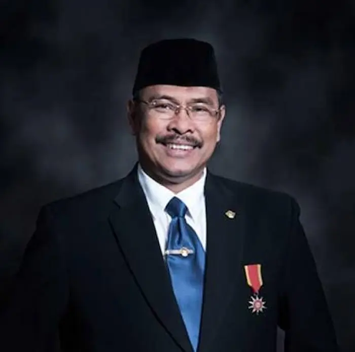 Prof Bahrullah Akbar